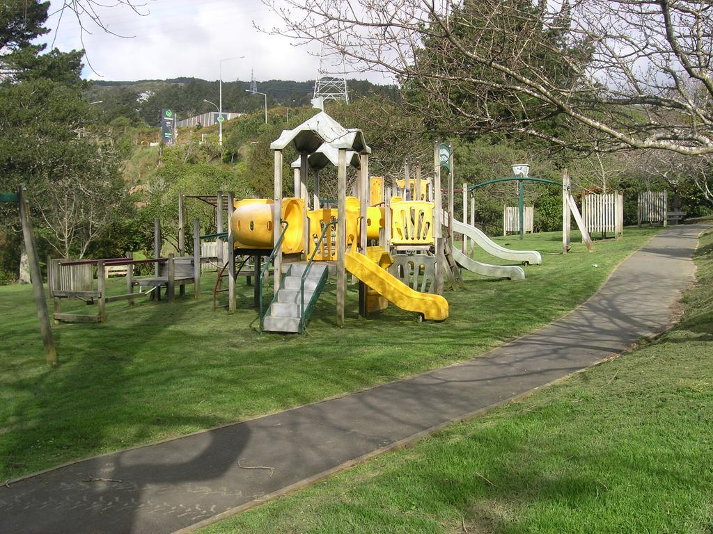 Bucket Tree Lodge Tawa Екстер'єр фото